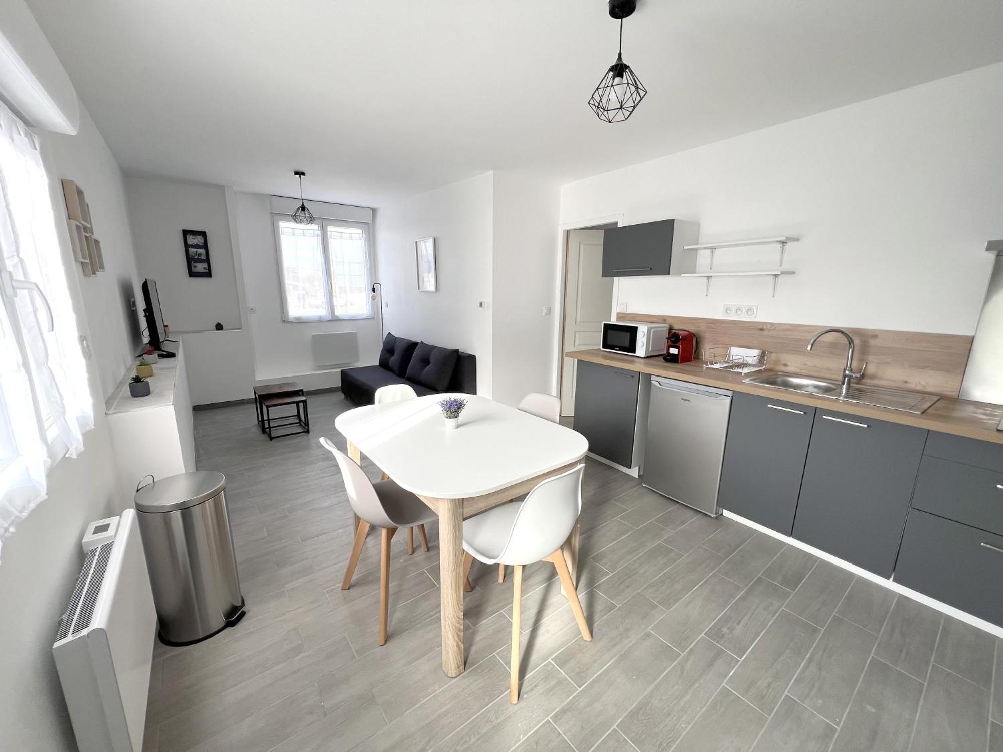 178B - Appartement T2 Tout Confort - Wifi Netflix Le Gond-Pontouvre Luaran gambar